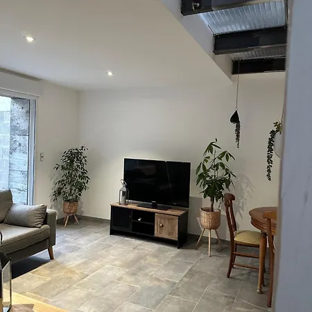 بيت للعطل De L Usine